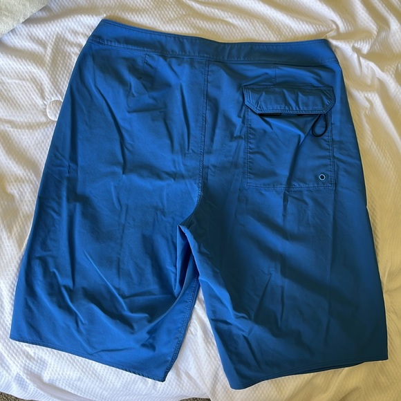 NWOT Patagonia Board Shorts, size 32, 21” length - Picture 2 of 4